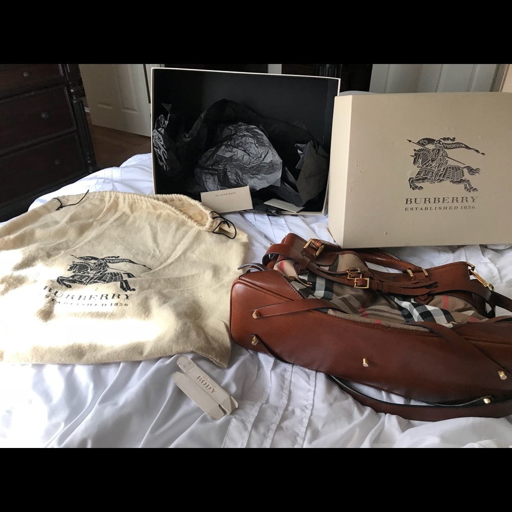 Authentic Burberry!! Used 1 time